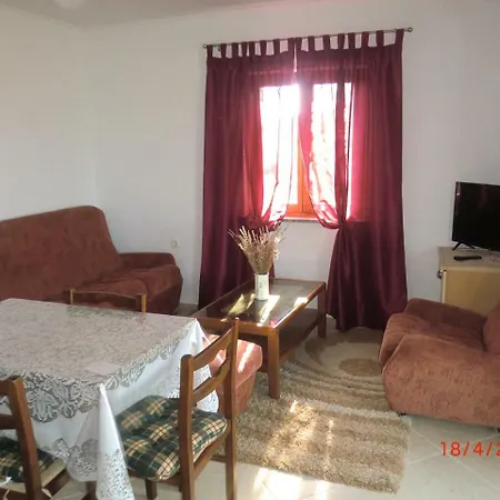 Apartment Zita In Relaxing Surroundings Near Umag *