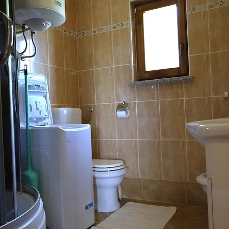 Appartamento Apartment Zita In Relaxing Surroundings Near Umag Umago